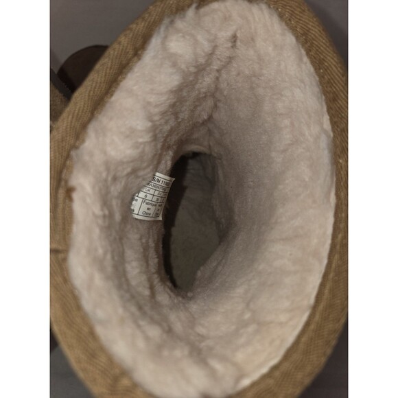 UGG Classic Short Logo Boots Women’s Size 8 Chestnut Suede 1108230-CHE - Picture 5 of 9